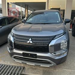 میتسوبیشی ئاوتلاندەر